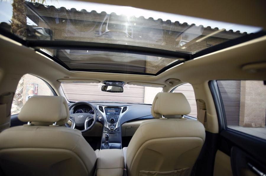  Hyundai Azera 2012 года  (фото 10 из 103)